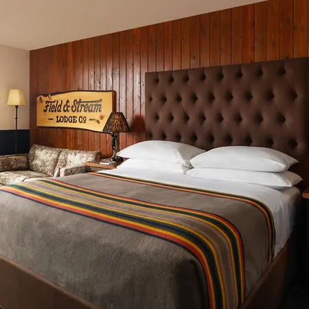 Field & Stream Lodge Bozeman
